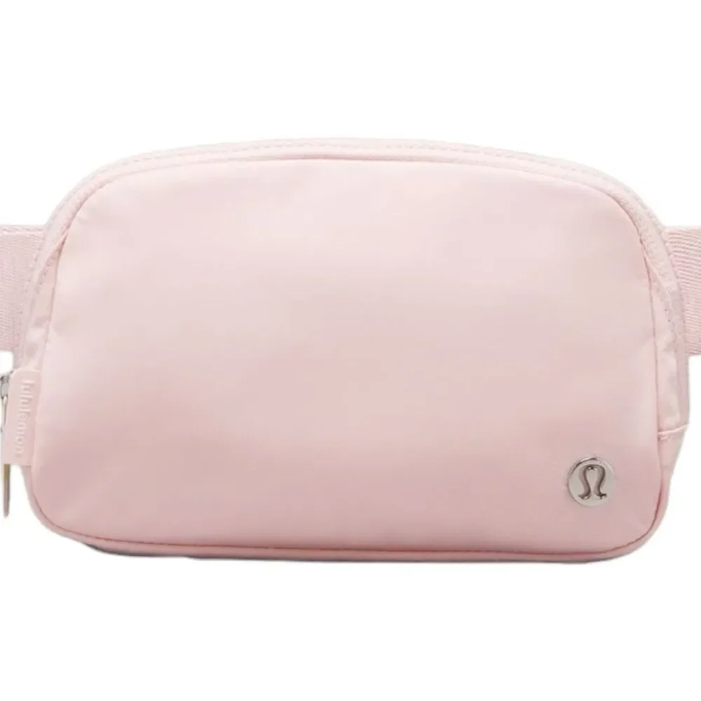 Lululemon Everywhere Belt Bag 1L Flush Pink NWT Crossbody Silver Hardware